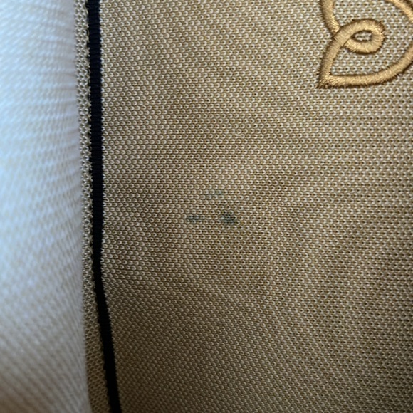 Rothy’s The Bucket Bag in Ink and Ivory. - Picture 5 of 5